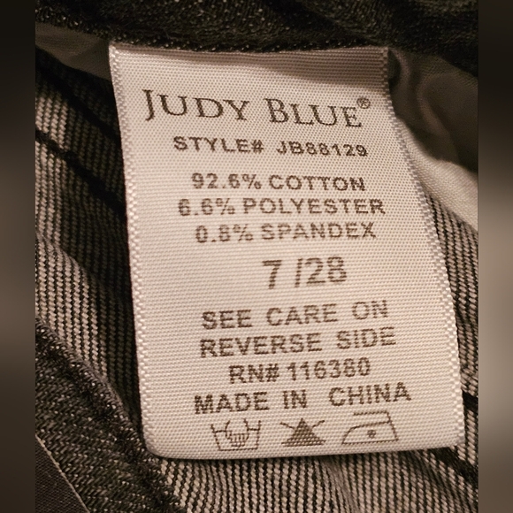 Judy Blue Black Distressed Destroyed Raw Hem Skinny Jeans Size 28 - Picture 6 of 8